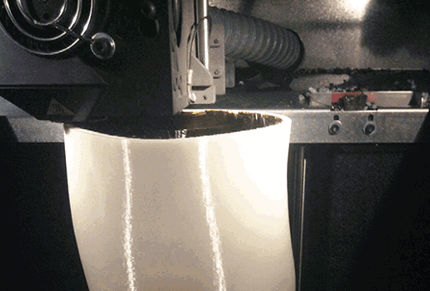 Con la tecnología de impresión 3D FDM, la empresa produce moldes de prótesis en cuestión de horas y ha reducido su tiempo de creación de herramientas en un 93 %.