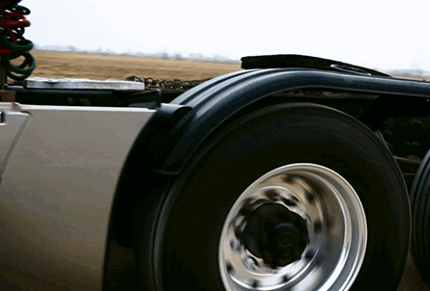 Minimizer realizó el prototipado funcional con este parachoques de FDM negro.