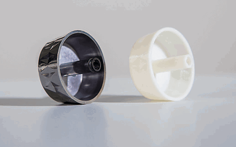 Pieza de producción impresa en 3D para reemplazar una pala de ventilador de grúa.