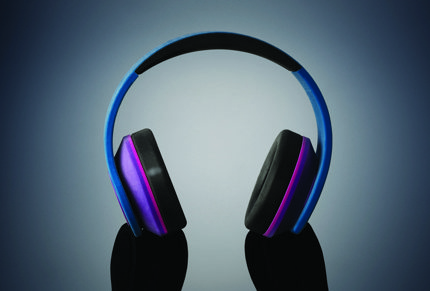 Headphones 3D printed with Polyjet material