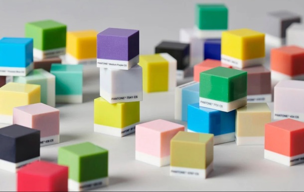 pantone blocks black 2500x1000