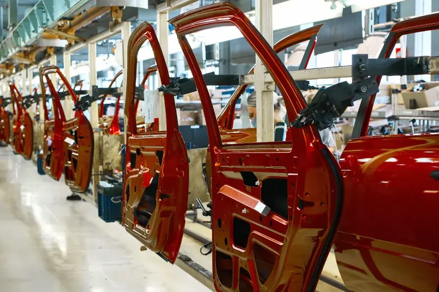 Production Line Module Door Automotive OEM Boosts Production Speed with F3300 3D Printer | Stratasys