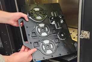 printed-fixture-on-f370-build-plate