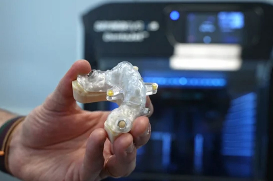 Surgical Guide Machine 5X Surgical Guide Production with DentaJet - Case Study