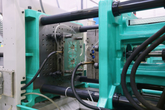 Direct Injection Printing How to Choose Between 3D Printing and Injection Molding? | Stratasys Direct